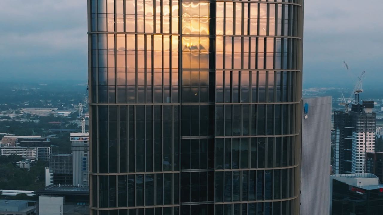 Walker, Architektonické Video